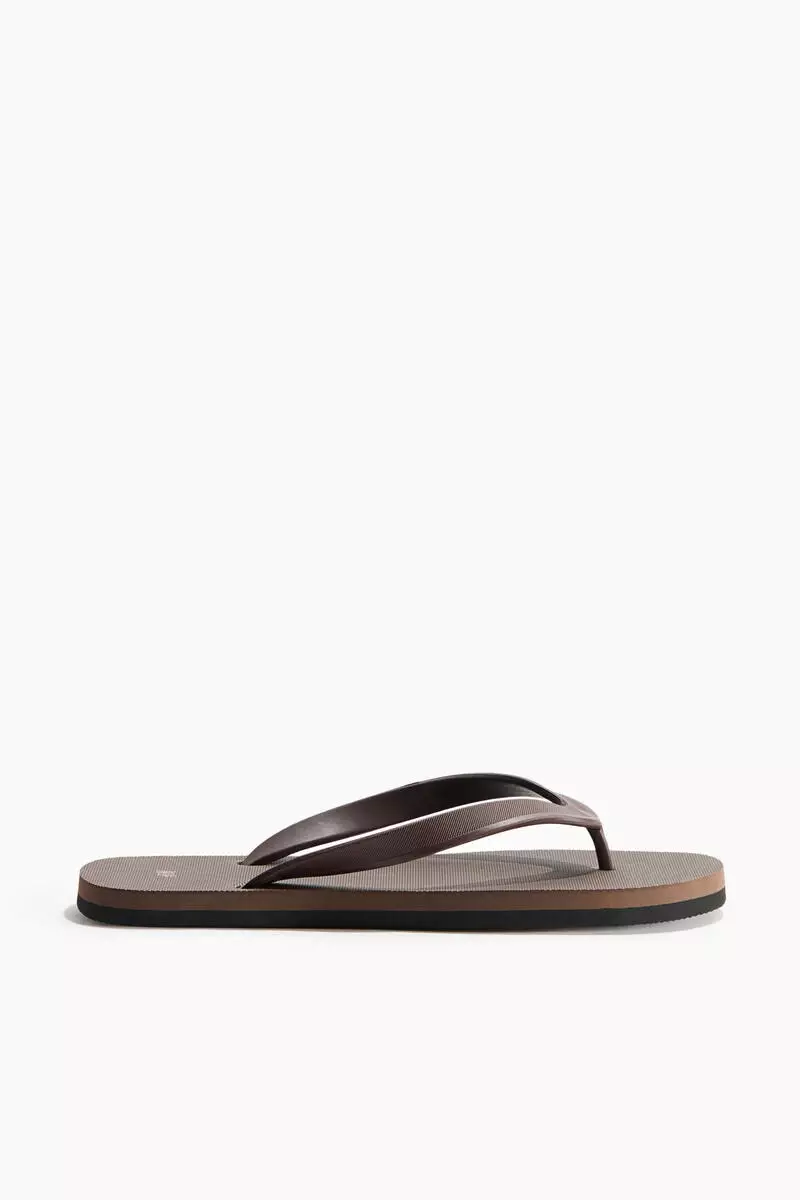 Rubber flip flops