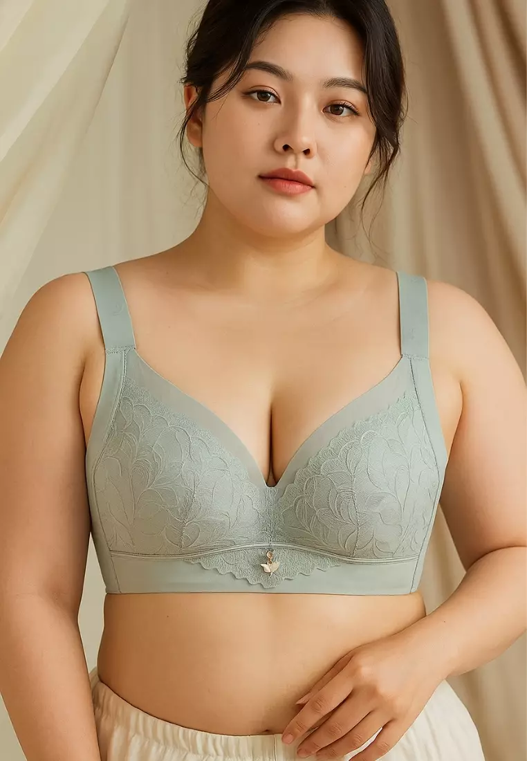 Amari Extended Plus Size Wireless Bra in Mint