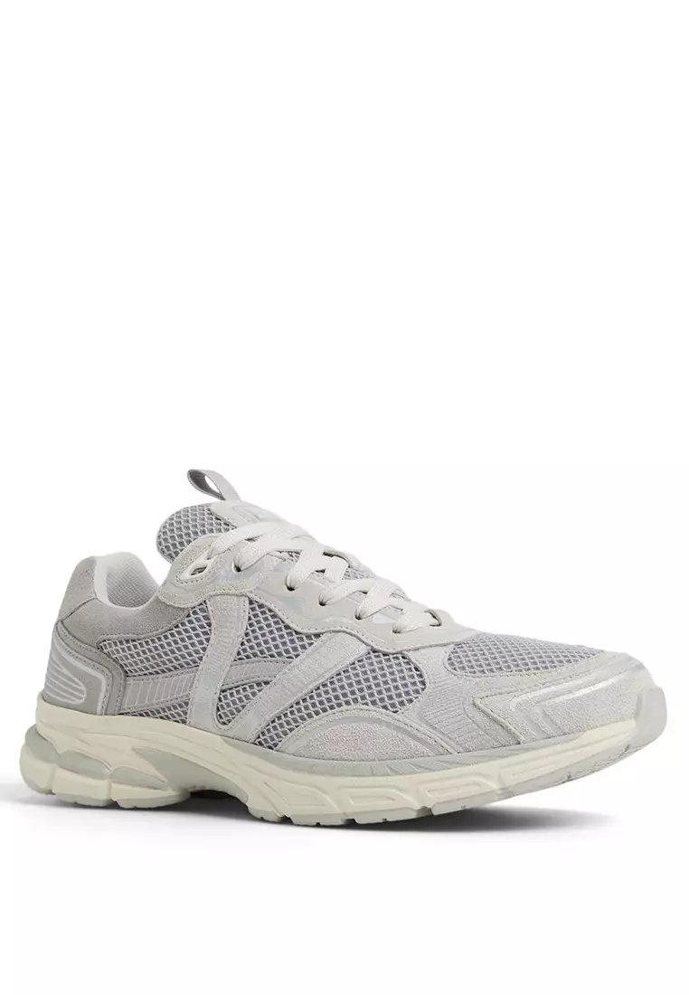 Blade Sneakers