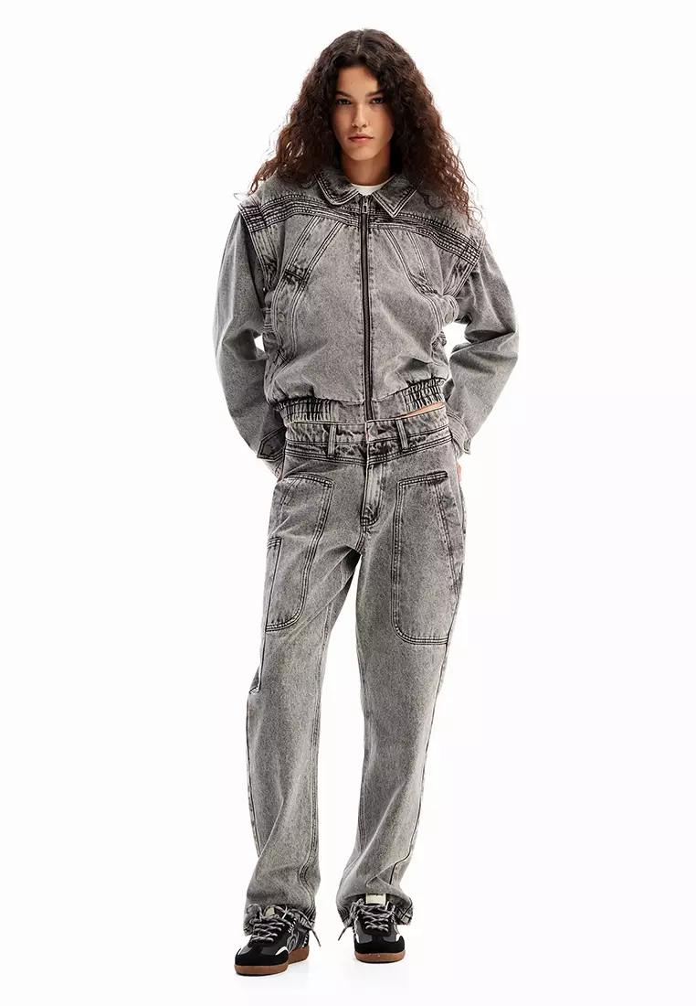 Desigual Woman Denim detachable sleeve jacket.
