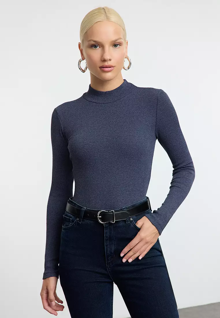High Neck Top