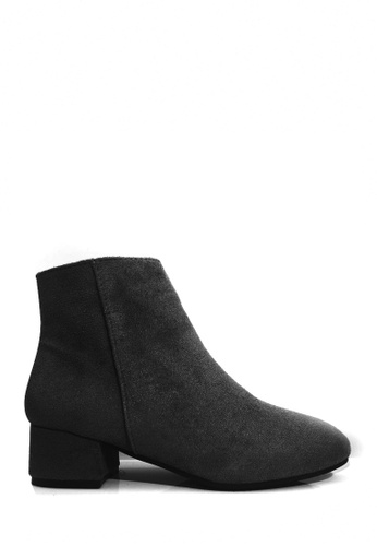 Twenty Eight Shoes black Casual Block-Heel Ankle Boots VB8323 916DBSHCB29D82GS_1