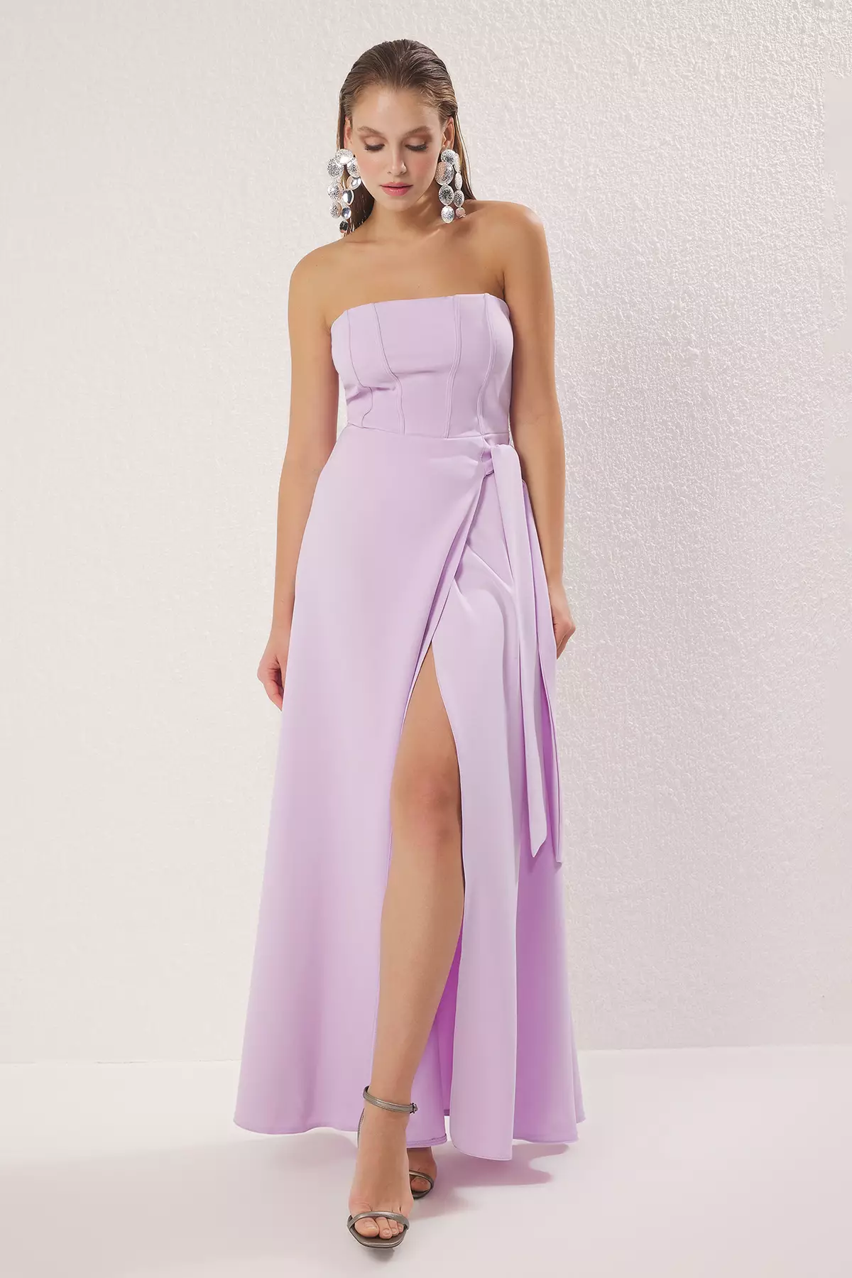 Lilac Strapless Back Detailed Woven Long Elegant Evening Night Graduation Dress TPRSS25AE00082
