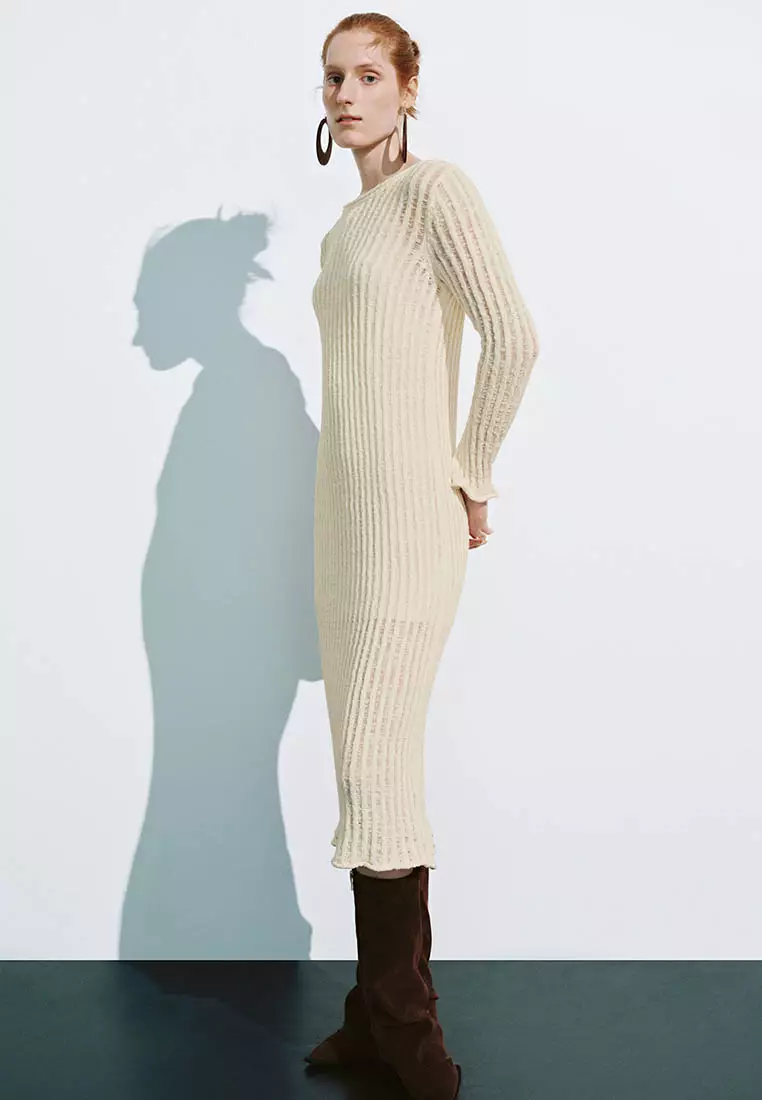 UR秋季新款女装慵懒休闲风肌理感针织连衣裙UWH940110