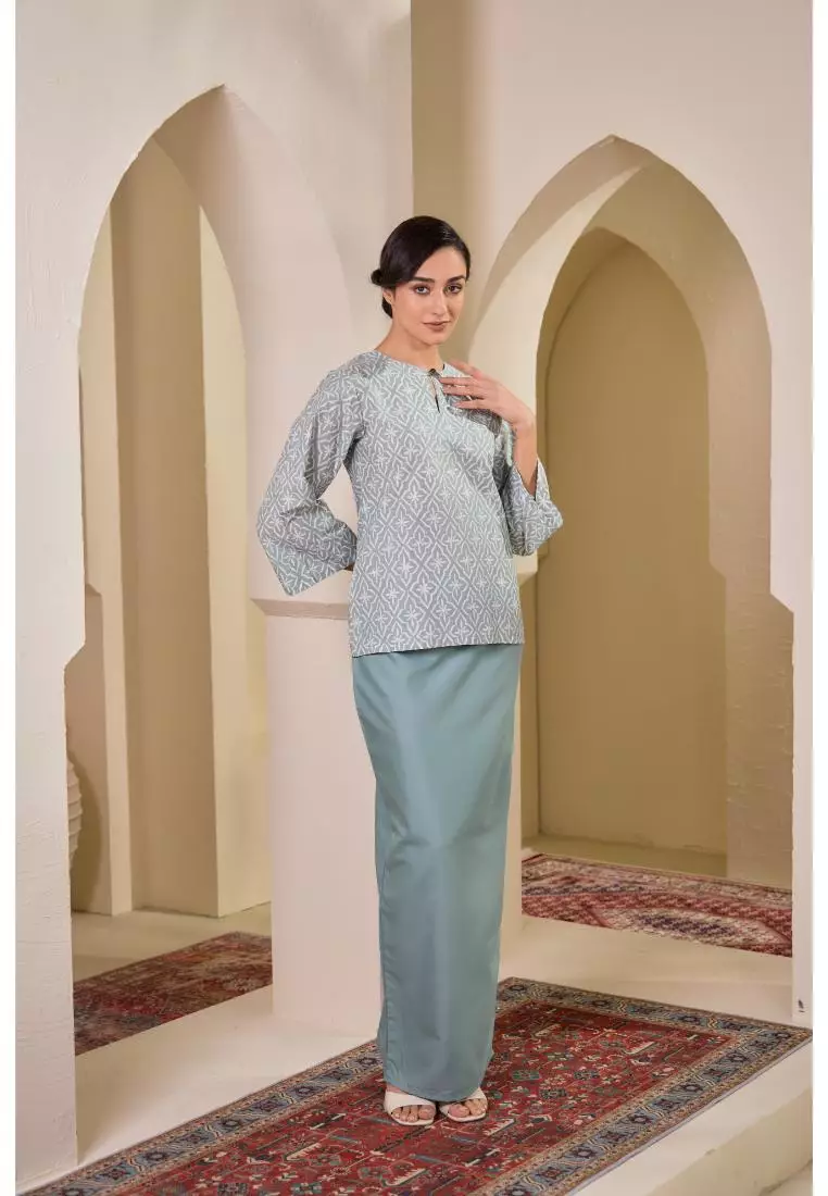 Kurung Kedah Batik Moden
