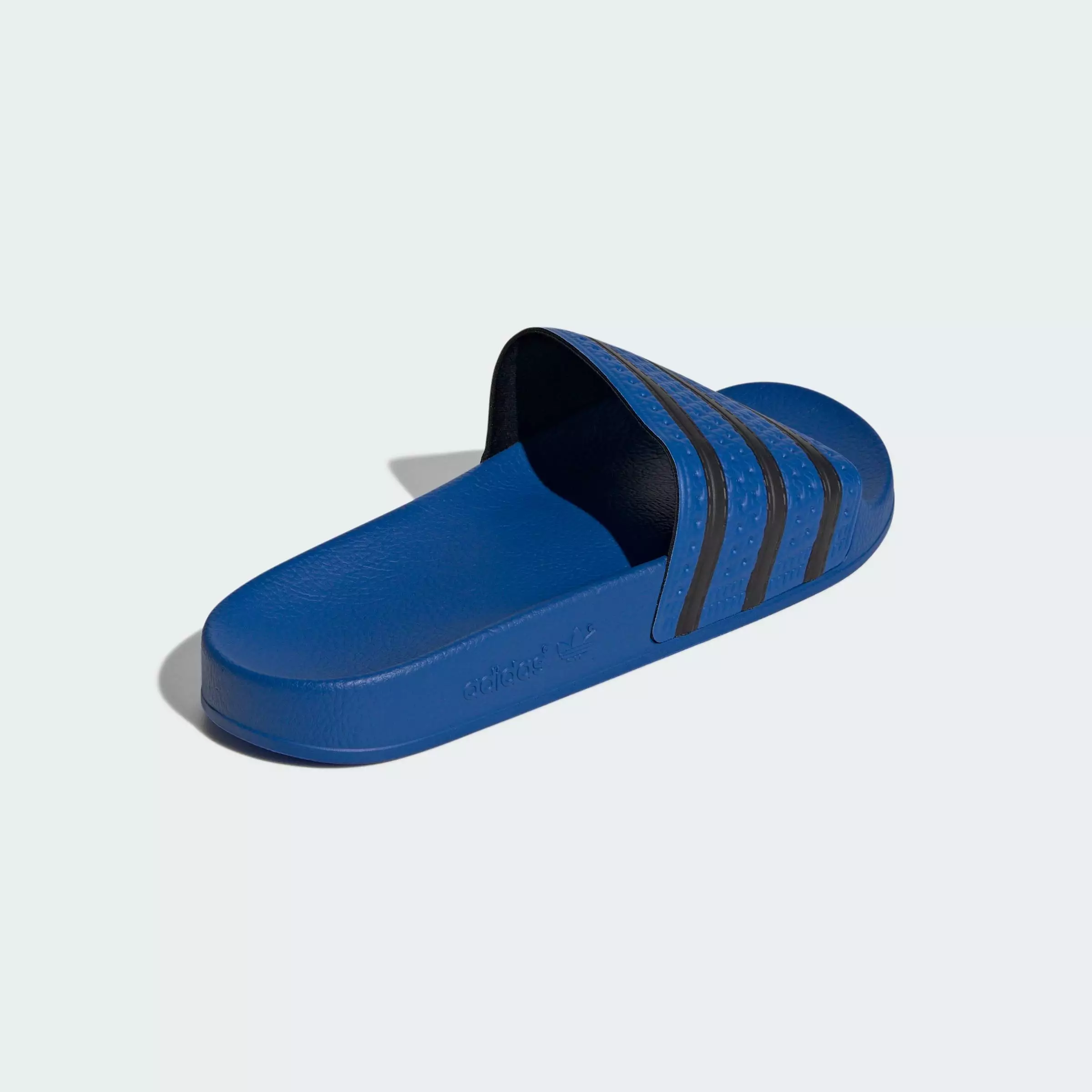 Lifestyle Adilette Slides Men Blue JR3620