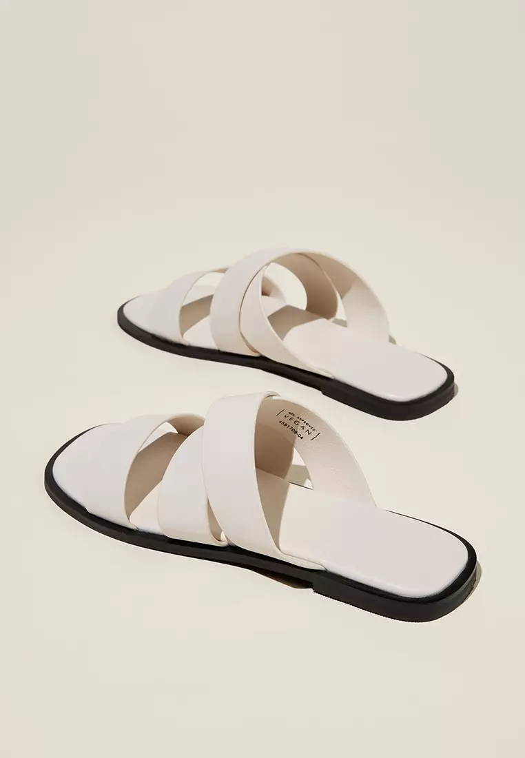 Margot Crossover Slides