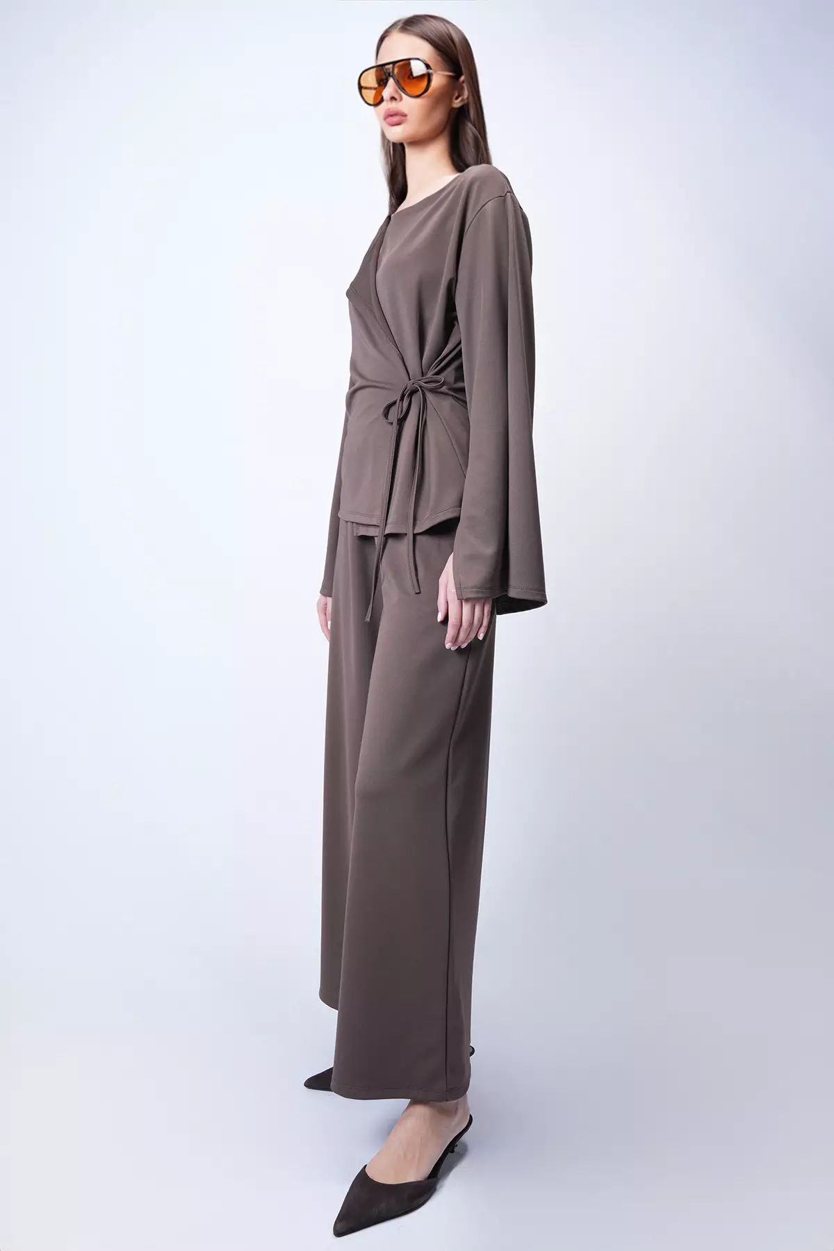 Women'S Bitter Brown Crew Neck Tie-Detail Knitted Jacket And Double Pocket Trousers Set Alc-X15050