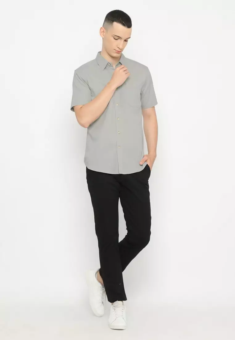 NX Kemeja Polos Cotton Twill Abu Regular Fit Pria