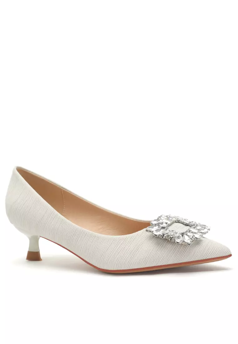 Discount on Twenty Eight Shoes  shoes - SKU: 4.5CM Rhinestone Buckle Satin Fabric Pumps 2047-12