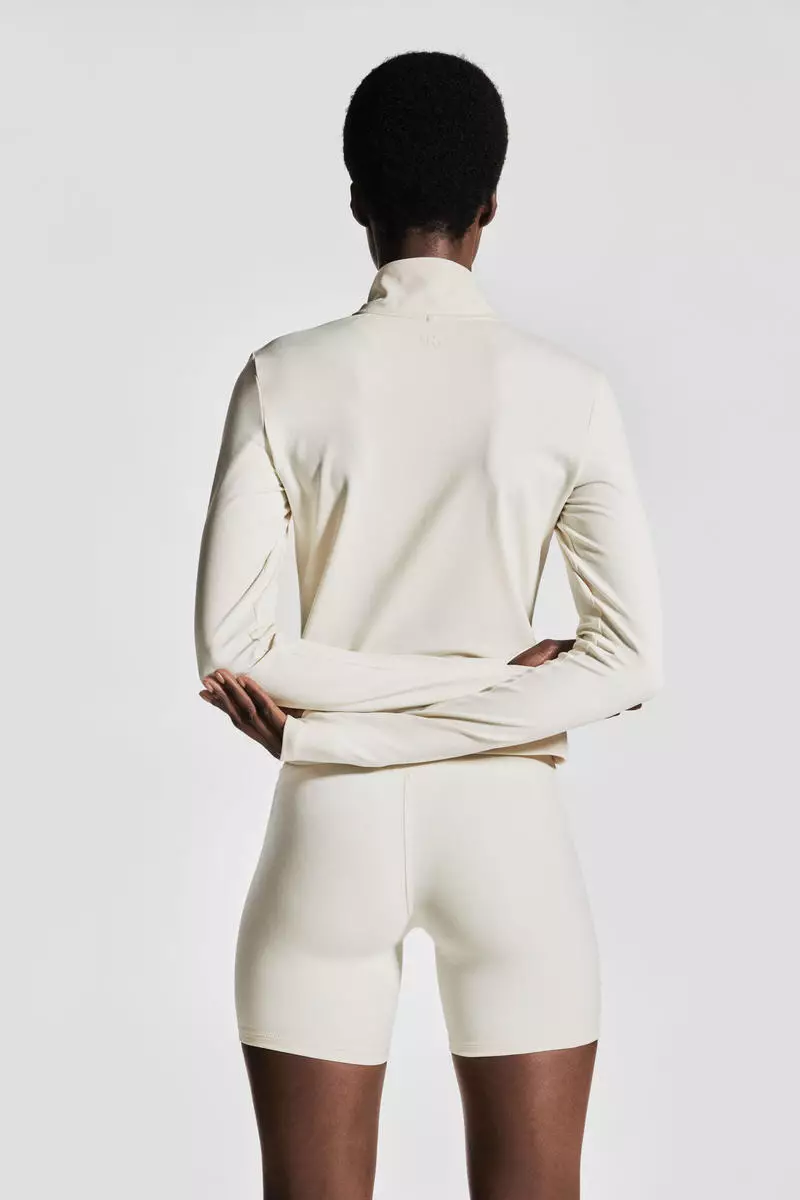 Zip-through sports jacket with SoftMove™