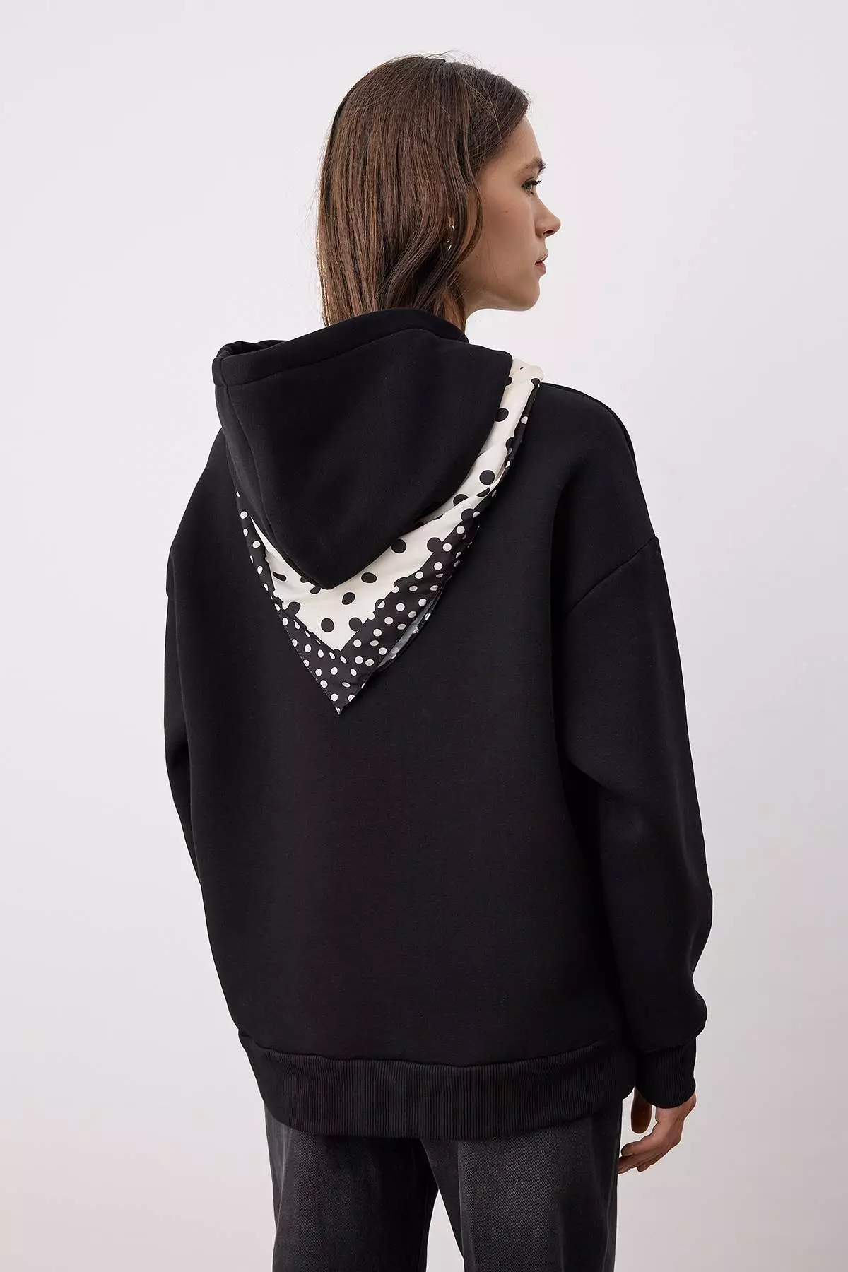 Black Scarf Detailed Hooded Knitted Sweatshirt