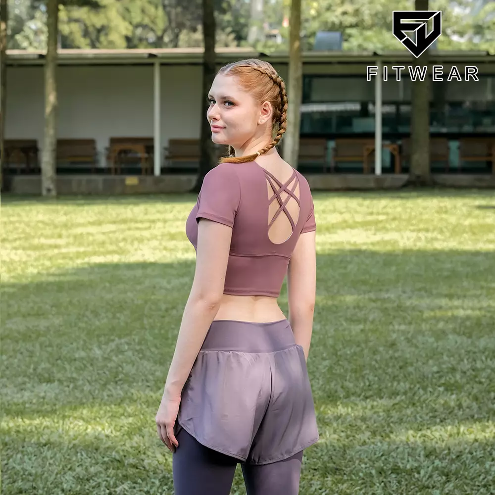 Fitwear Croptop Olahraga Wanita ELIZA CRISSCROSS S/S DRYFIT WITH BRA - LAVENDER