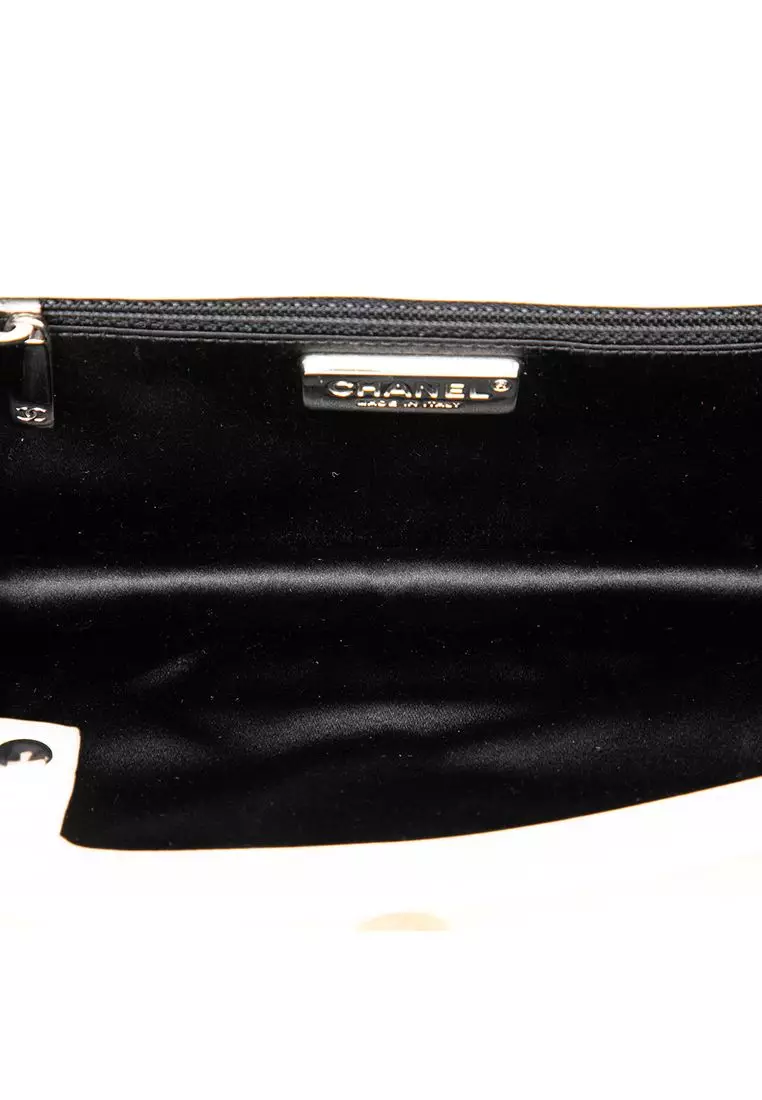 Pre-Loved Chanel Cc Quilted Lambskin Clutch With Chain