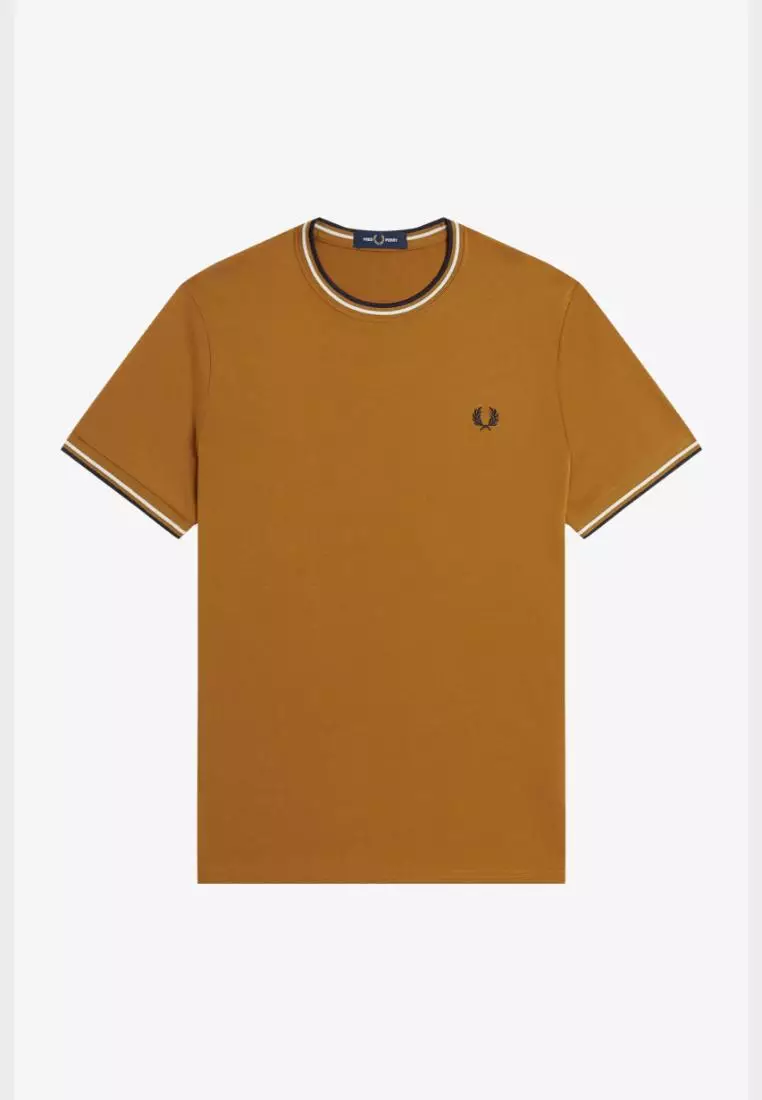 Fred Perry M1588 Twin Tipped T-Shirt (Dark Caramel / Ecru / Navy)