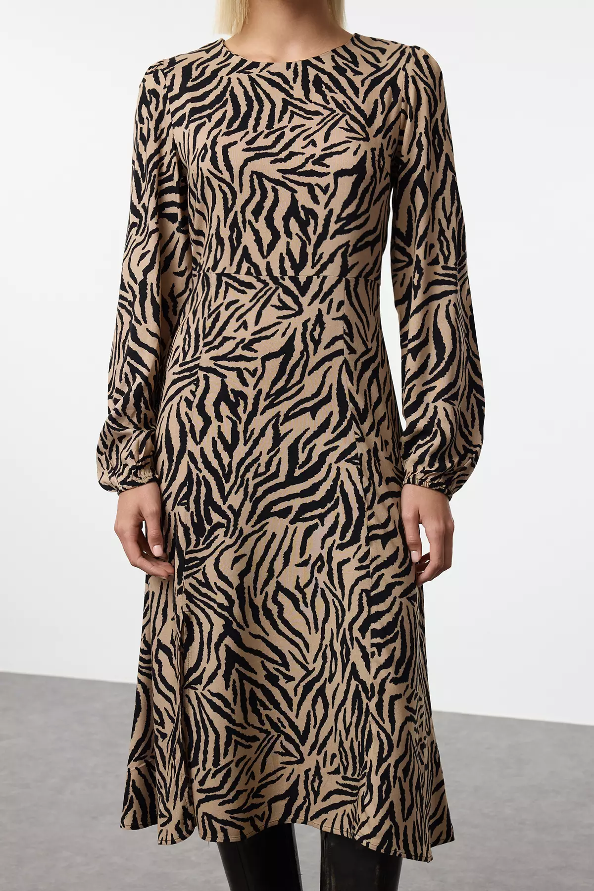 Brown Floral Midi Woven Dress TWOAW23EL00325