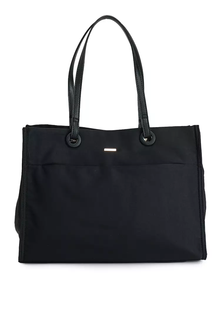 値下げTHE TOÉ Voyage Tote＆ Nieuwe Barrette Buy NUVEAU Premium Oxford Nylon Convertible Tote 2026 Online | ZALORA