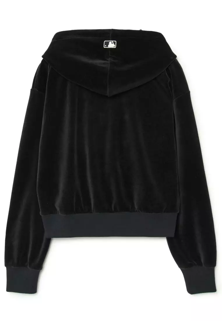 WOMEN'S BASIC VELVET CROPFIT HOODIE NEW YORK YANKEES