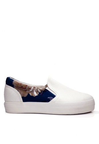 Twenty Eight Shoes white Calico Slip-ons VC9159 E1614SHF25C47AGS_1