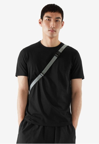 COS black Regular-Fit T-Shirt 3B8BBAA322640EGS_1