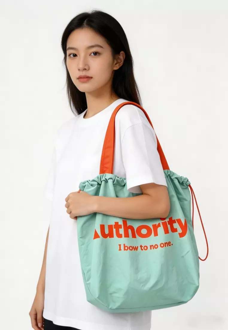 Korean-style minimalist and versatile letter print tote bag CA26041071GR