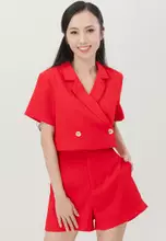 红色