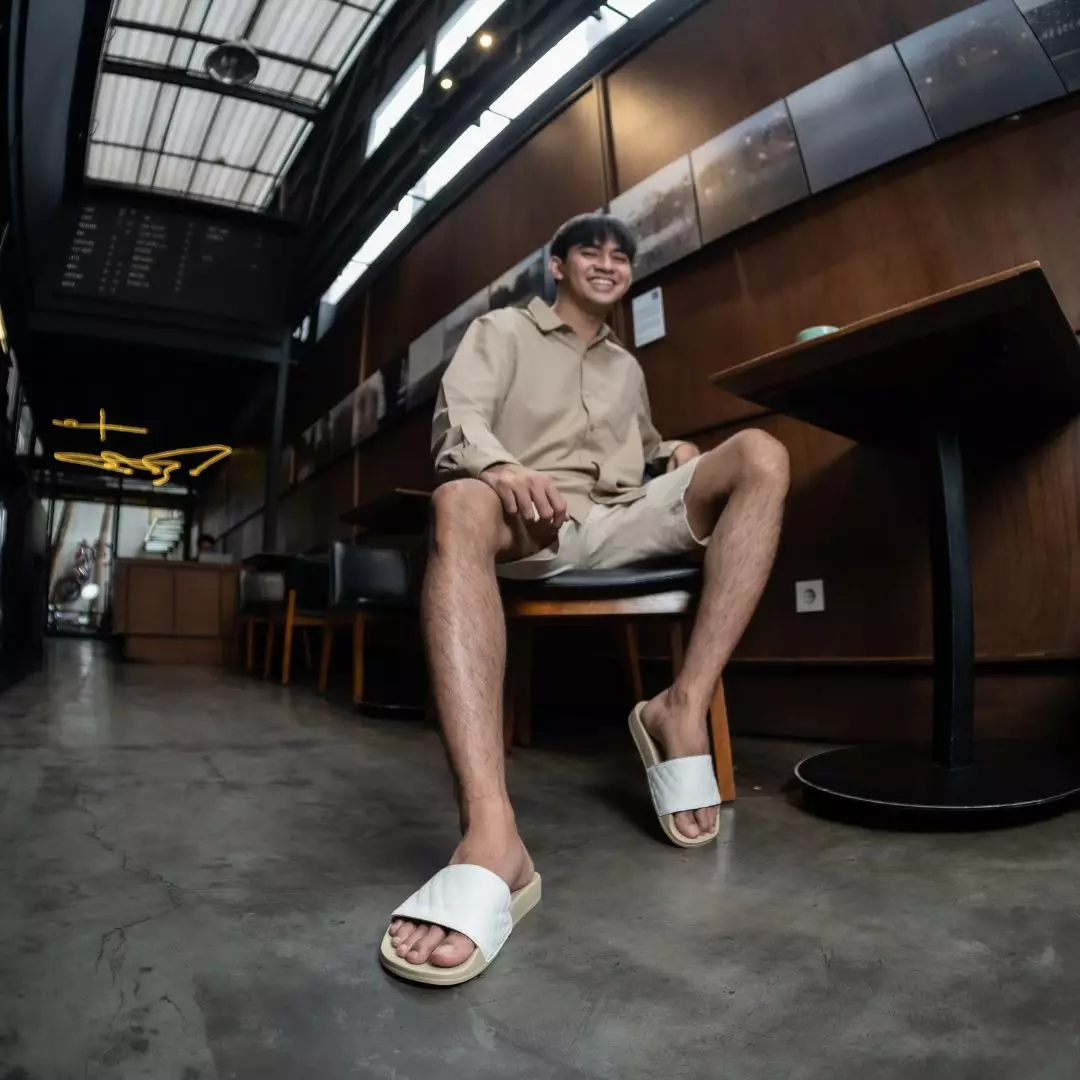 Cogen Sandal Pria Sendal Slide Slipper Selop Sandals Original Creme Series - White