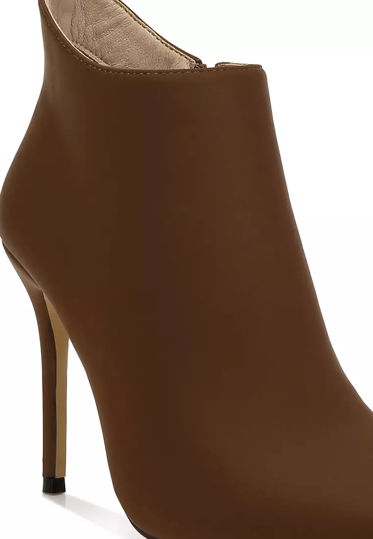 Pleather Concave Cut Ankle Boots in Brown