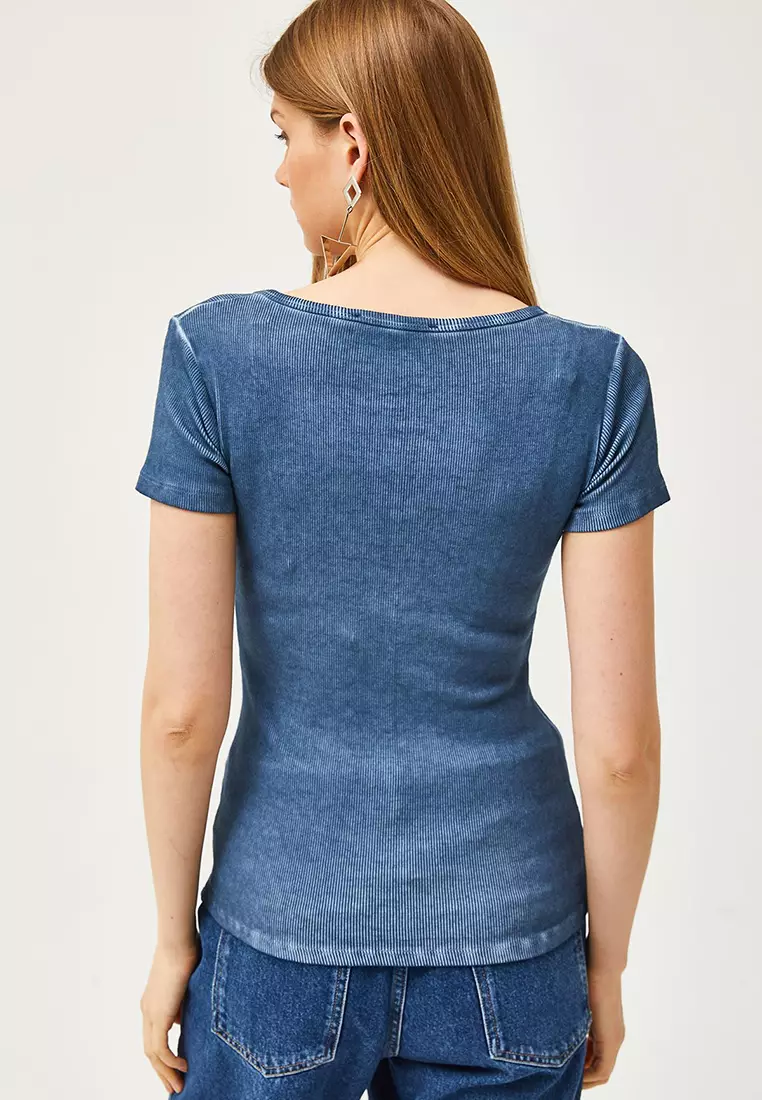 Women's Snap-On Camisole T-shirt BLZ-19000171