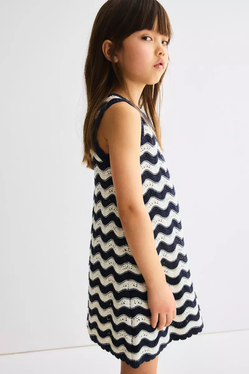 Buy H&M Appliqud hole-knit dress 2026 Online | ZALORA Philippines