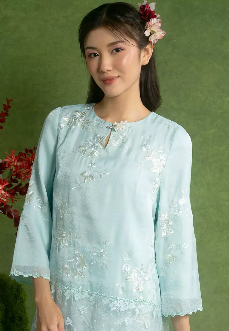 Azriah 刺繡長裙套裝