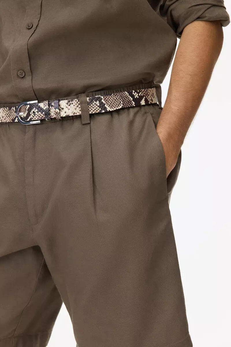 Relaxed Fit Linen-blend shorts