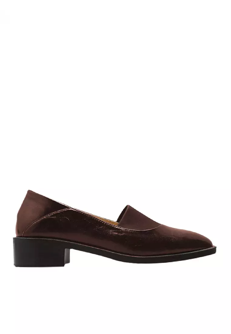 Discount on Twenty Eight Shoes  shoes - SKU: VANSA Simple And Comfortable Square Toe Loafers VSW-F92581