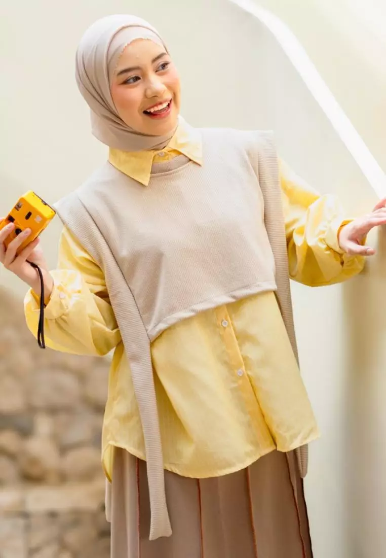 Zalya Cordu Knit Vest (Hanya Vest Saja) - Oat M18840 R97S4