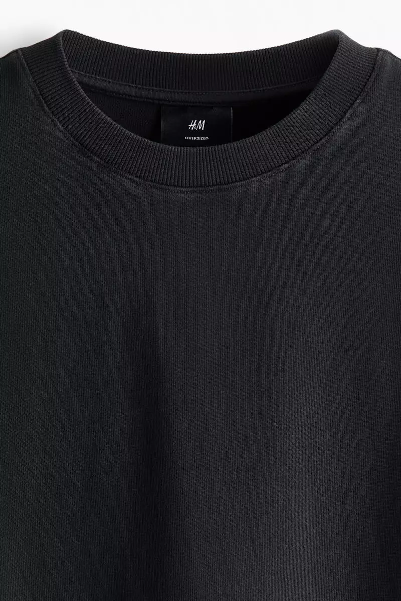 Oversized Fit Boxy-style t-shirt