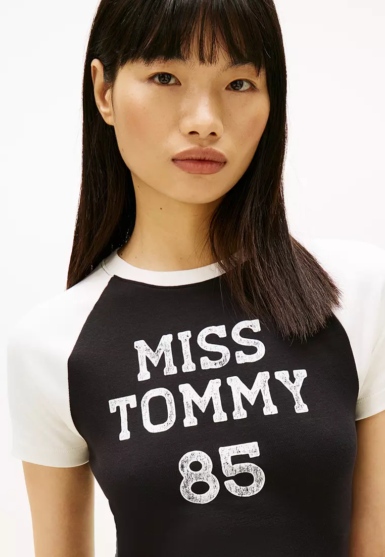 Logo Slim Raglan Sleeves T-Shirt - Tommy Jeans