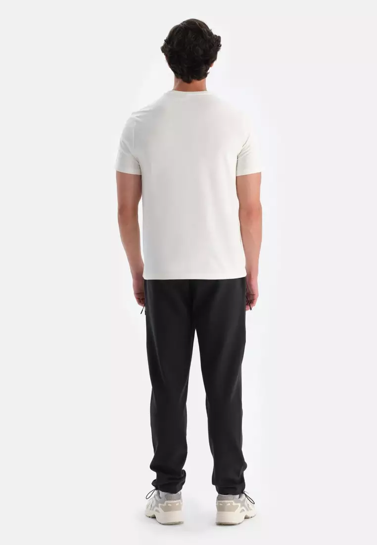 Stone T-Shirt, Slogan Patterned, Crew Neck, Regular Fit, Activewear for Men