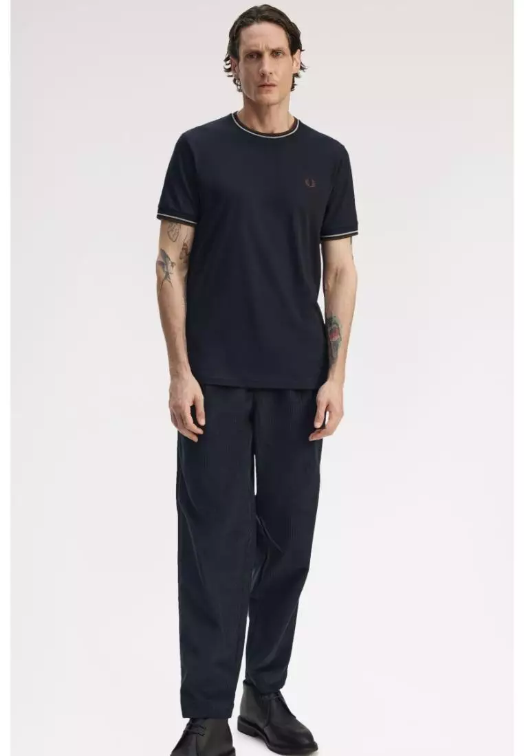 Fred Perry M1588 Twin Tipped T-Shirt (Navy / Warm Oat / Burnt Tobacco)