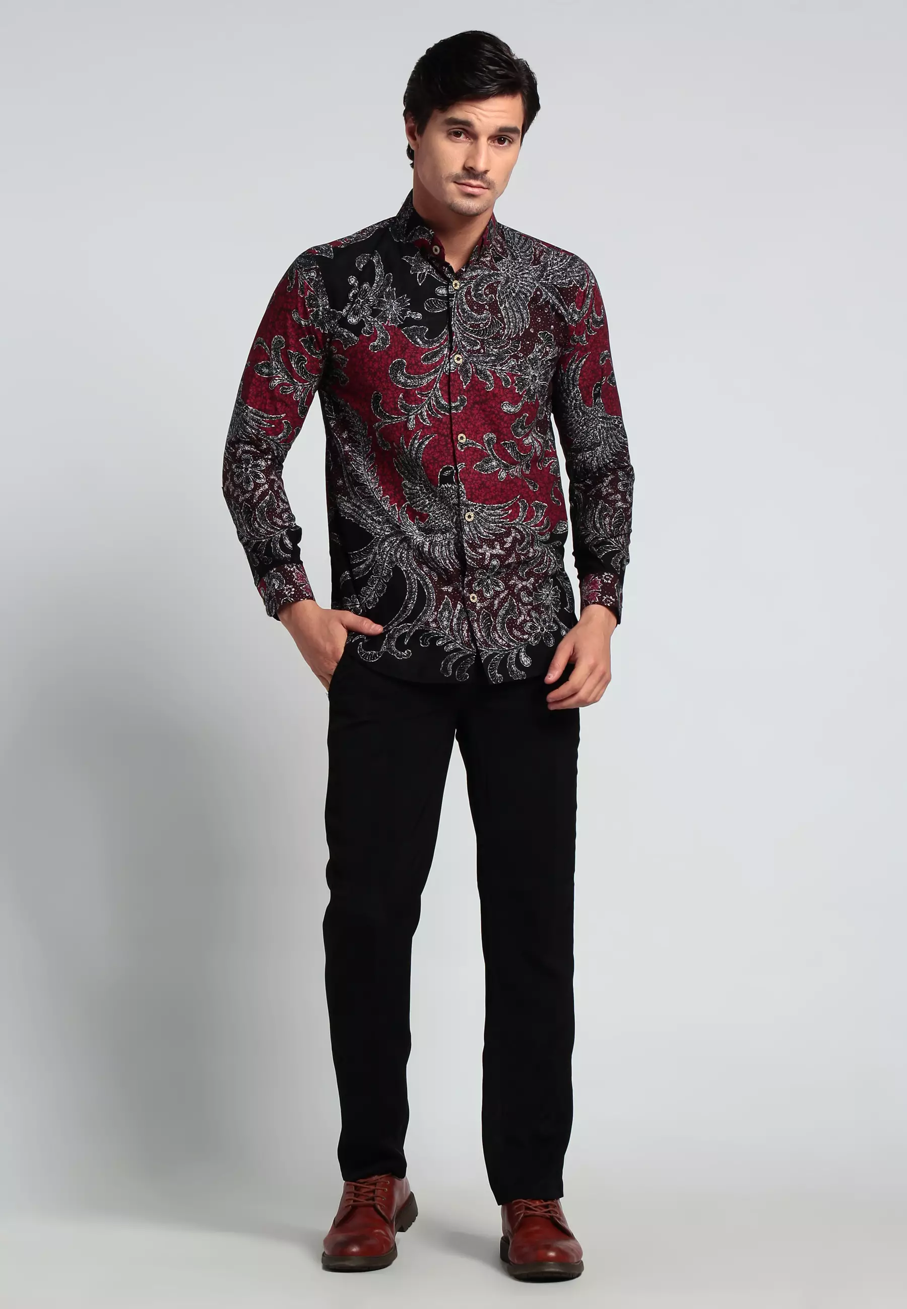 Kemeja Dederuk merah slimfit