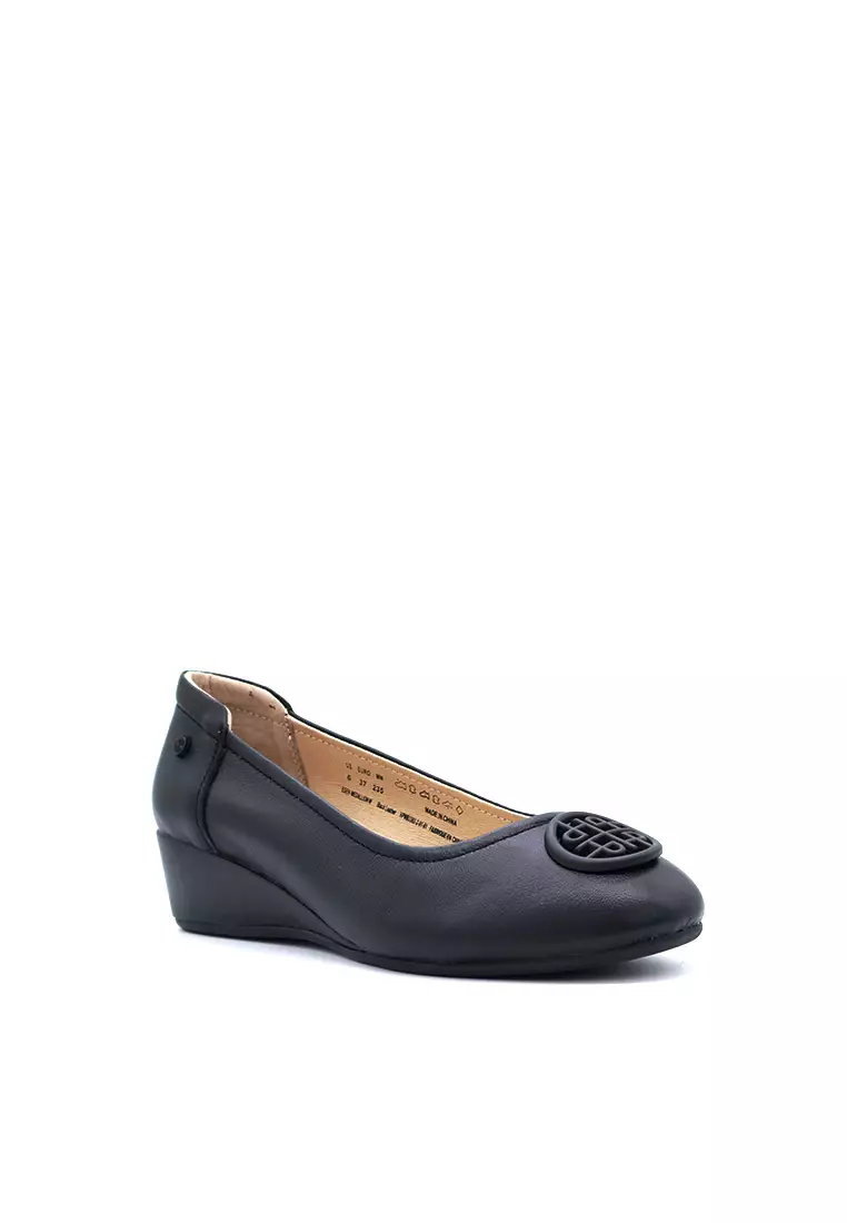 Discount on Hush Puppies  shoes - SKU: Eden Medallion Women's Bts/Dress Casual Shoes