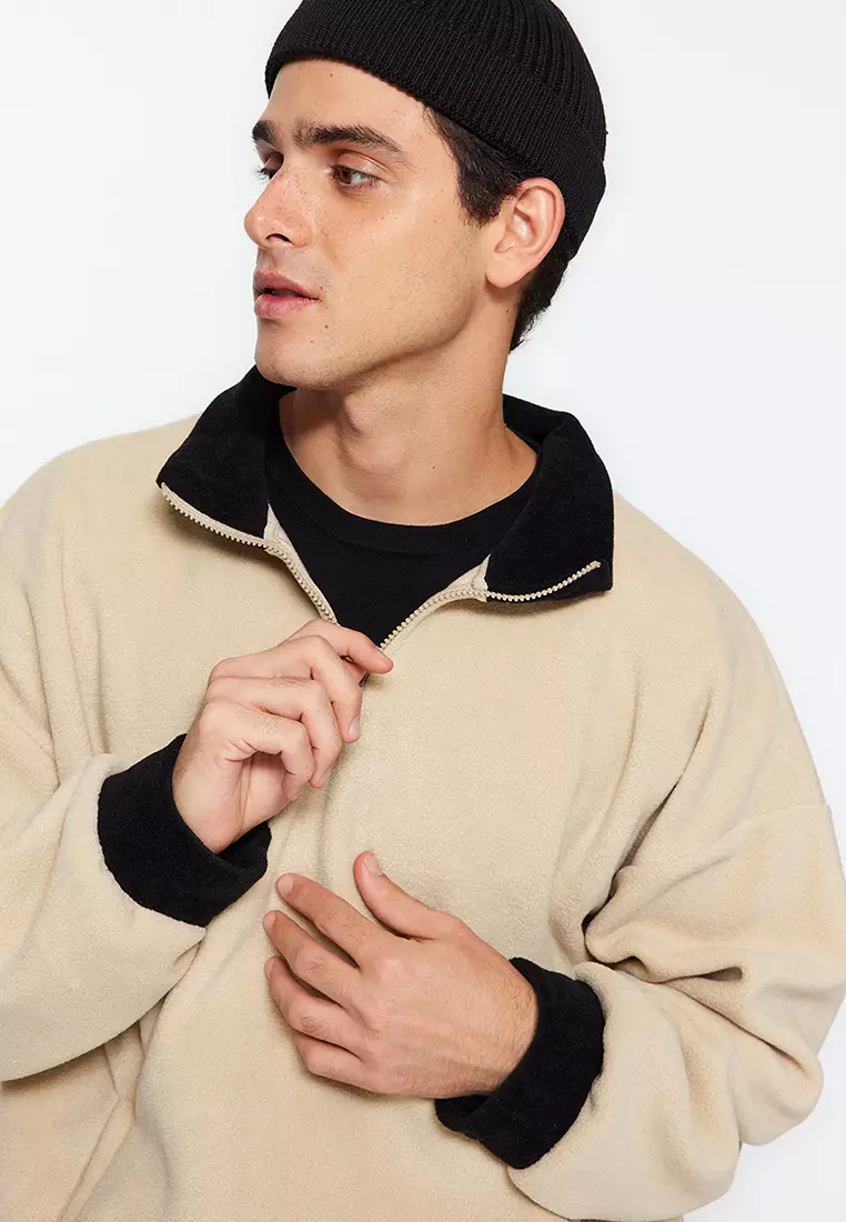 Contrast Collar Sweatshirt