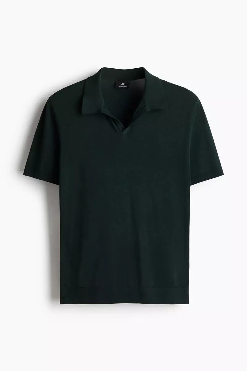 Regular Fit V-neck polo shirt