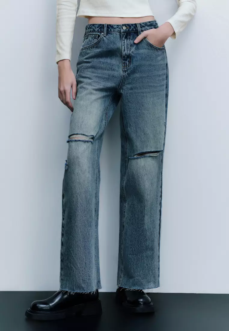 Mid-Waist Frayed Jeans