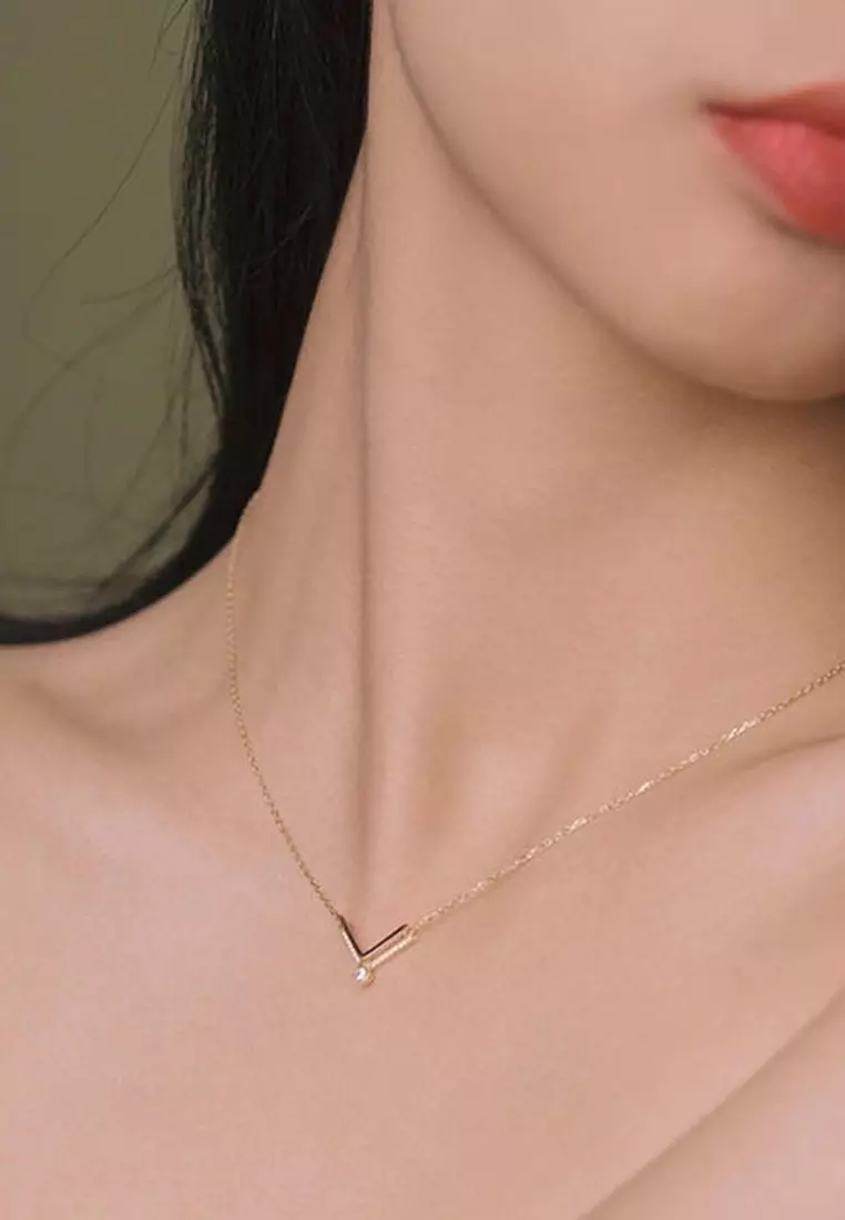 Buy ZITIQUE Women s Vintage Diamond Embedded V shape Necklace