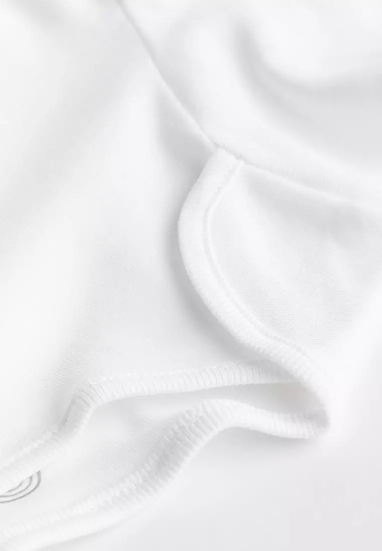 White 5 Pack Essential Baby Long Sleeve Bodysuits
