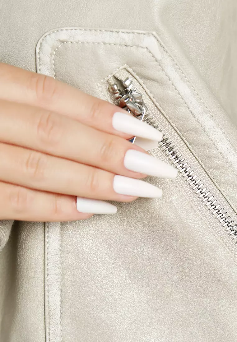 Jaket Potong Kerah Kontras Bulu Imitasi Dari Batu