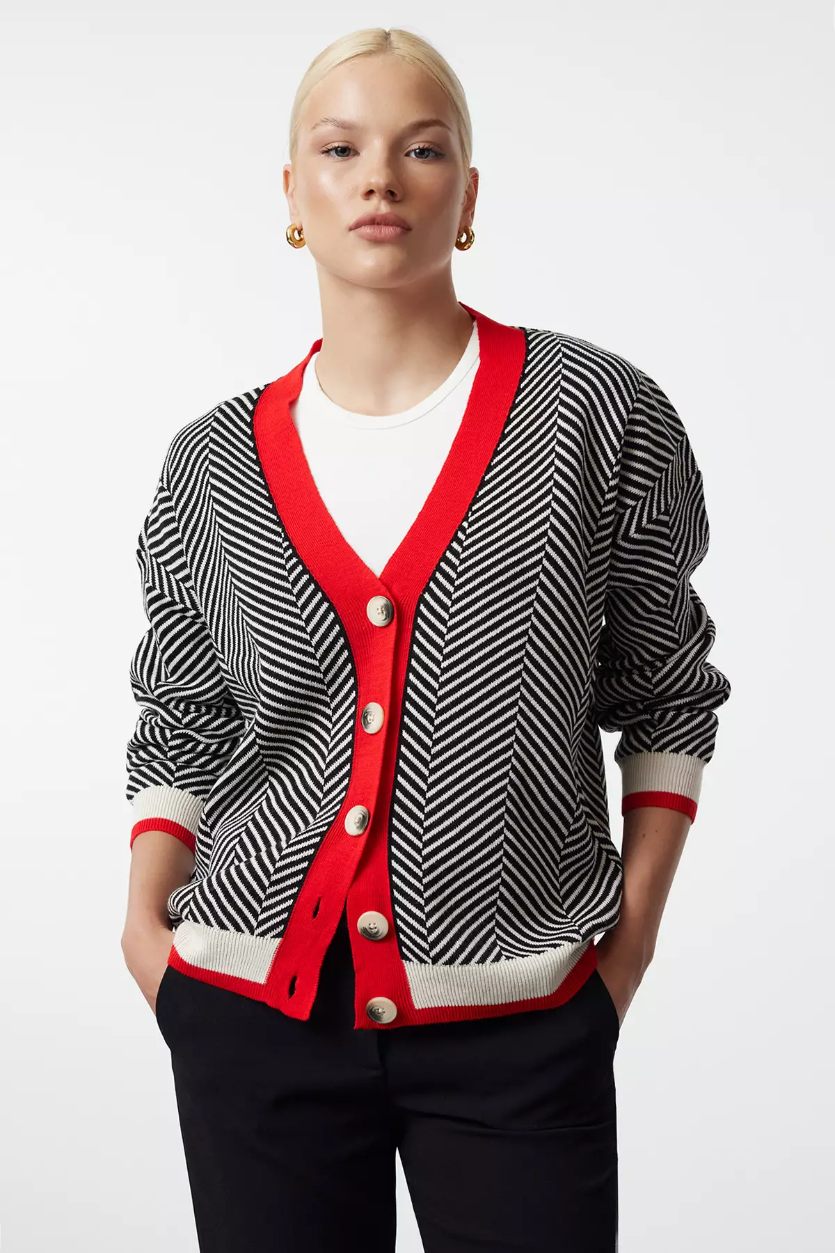 Red Wide Pattern Knitwear Cardigan TWOAW22HI0511