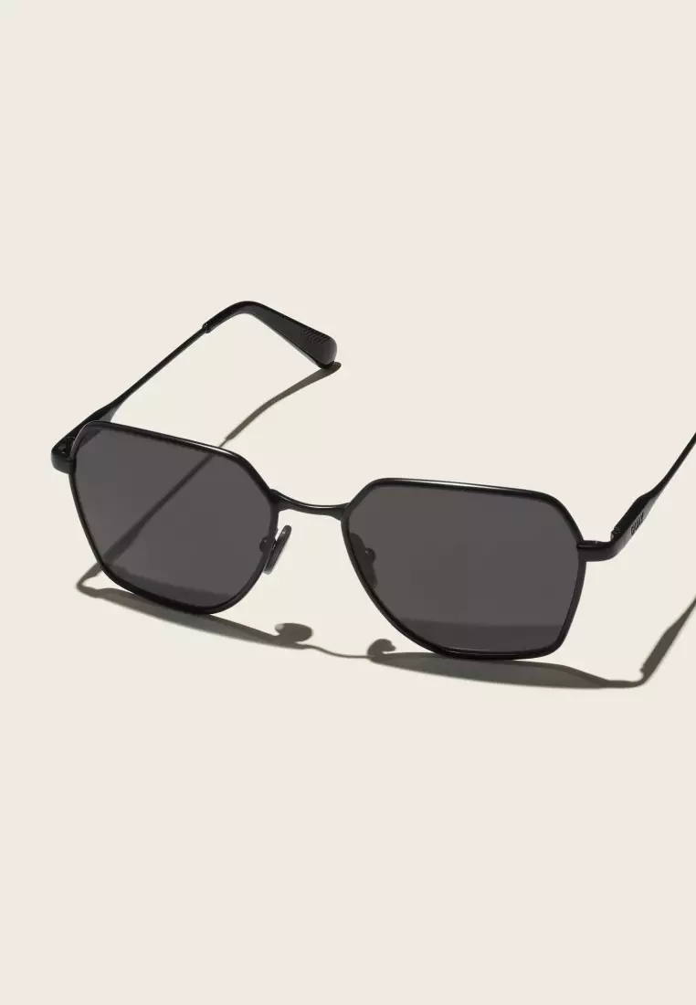 QUAY World Tour Sunglasses - Matte Black/Black Polarized
