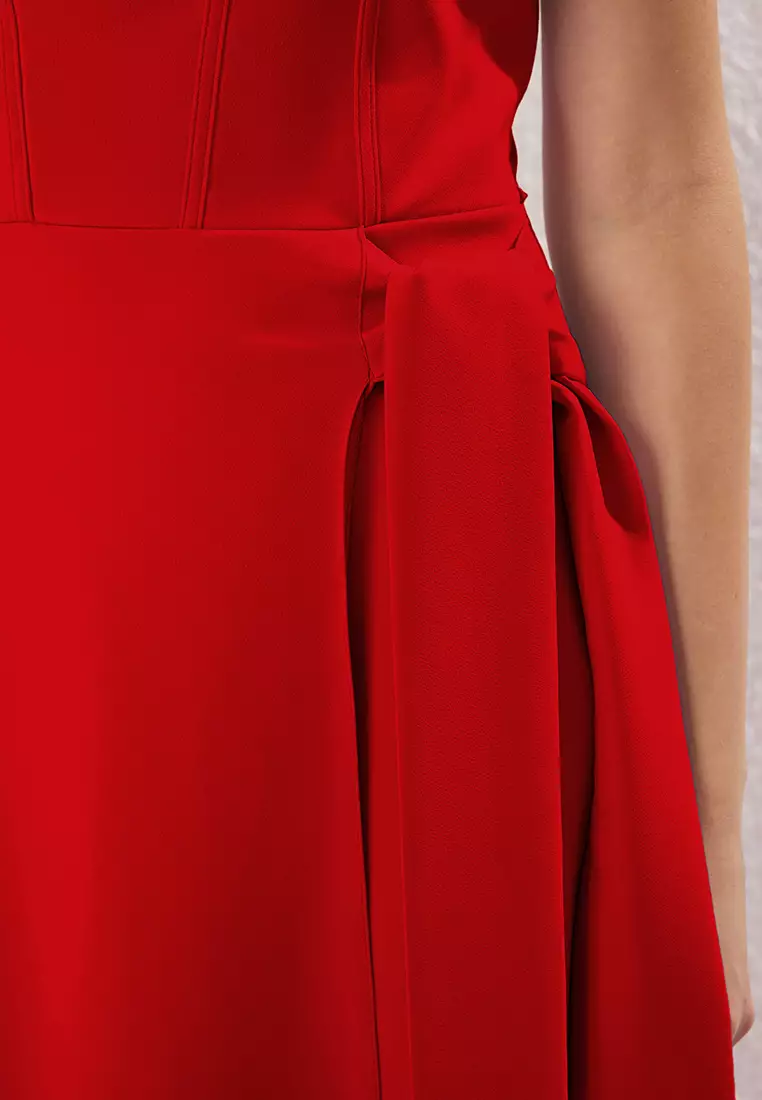 Red Strapless Back Detail Long Stylish Evening Dress