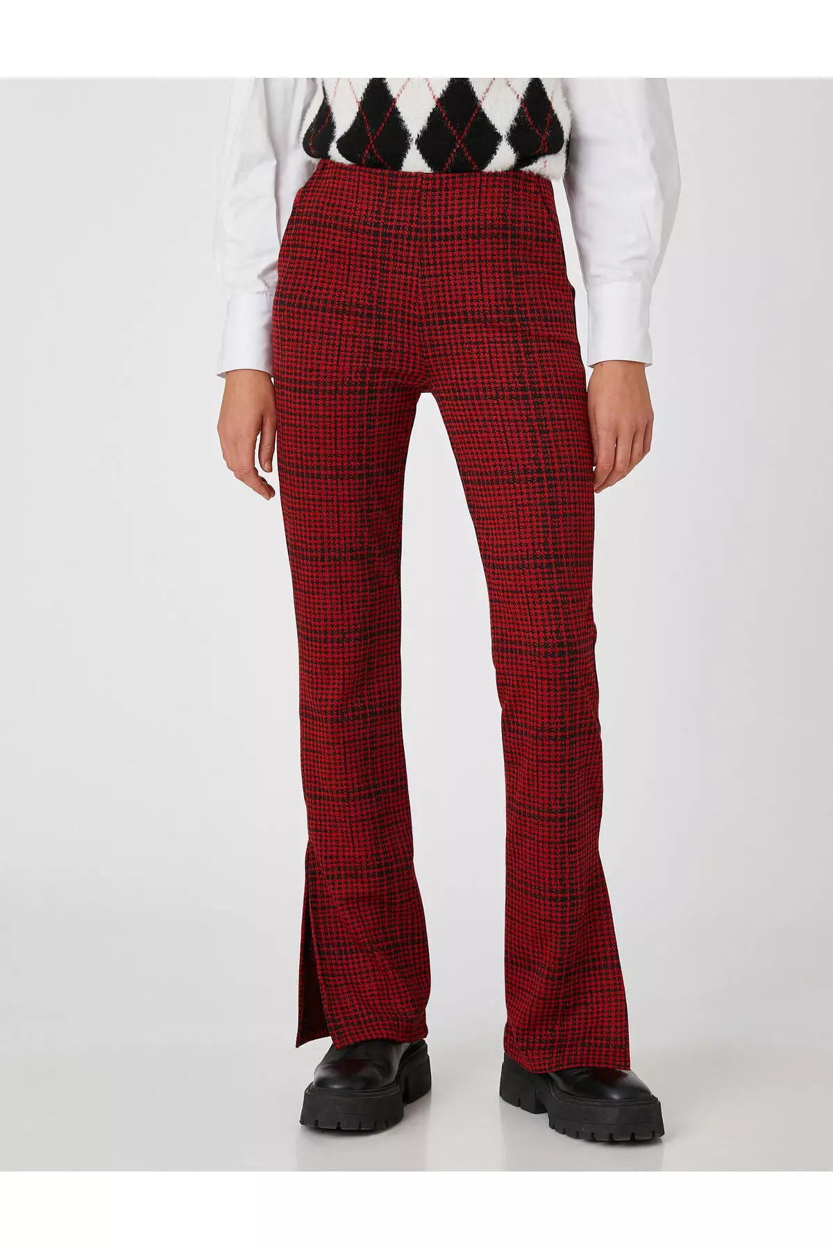 Checkered on sale trousers red